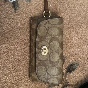 COACH eyeglass case 
NEW! Never used 
Selling out everywhere!